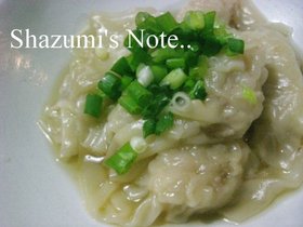 蓮とエビのワンタン