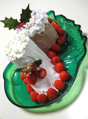 簡単ロールケーキでクリスマスブーツ☆の画像