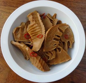 干したけのこでメンマ風