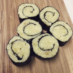 お弁当にも!秋の味覚さつま芋と海苔の渦巻