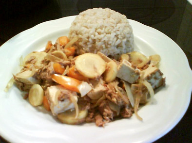 豆腐とツナと野菜のマヨネーズ醤油炒めの写真