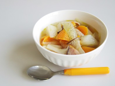 野菜たっぷり★ごろっと大根の食べるスープの写真