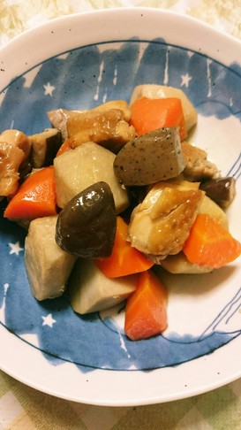 鶏肉柔らか!里芋のこっくり炒め煮☆