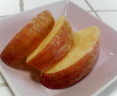 フローズンアップル（冷凍りんご）の写真