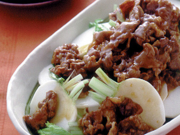 かぶの牛肉ソースかけ