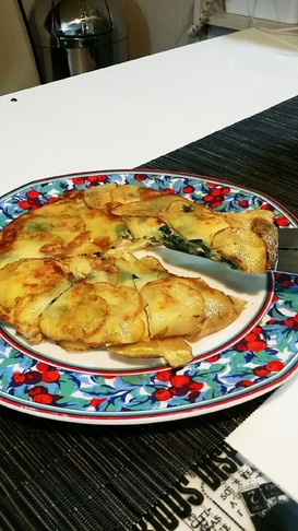 じゃがいもと卵のガレット風 大葉チーズ編