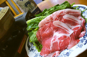 寒い日に♪ほうれん草&豚肉あったか常夜鍋