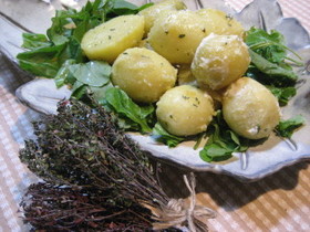 新じゃが丸ごとタイム風味