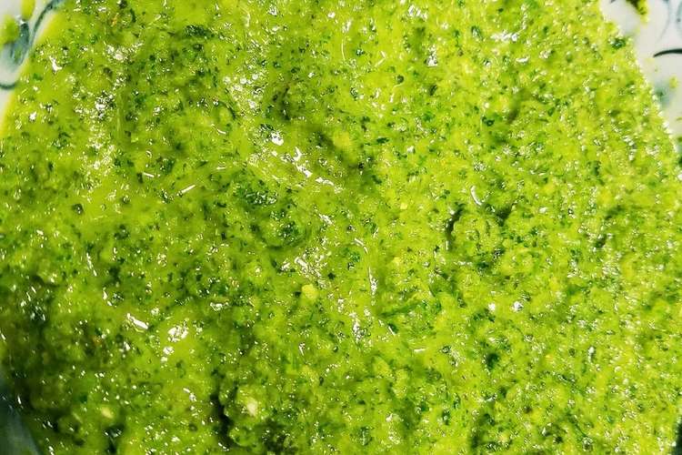 青柚子と福耳唐辛子の柚子胡椒 レシピ 作り方 By みぃたちょ クックパッド 簡単おいしいみんなのレシピが349万品