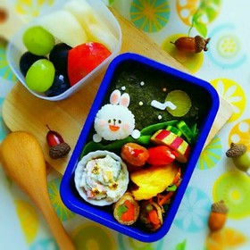 キャラ弁 海苔弁でうさちゃんのお月見弁当