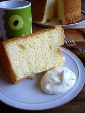柚子丸ごとシフォンケーキ
