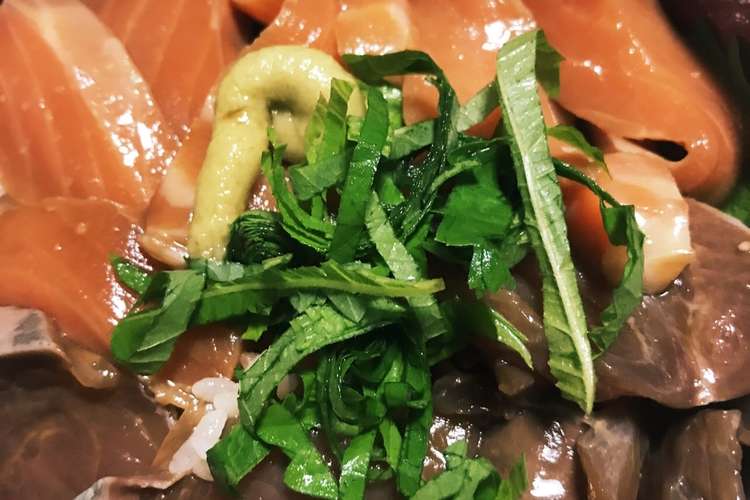 簡単 サーモンとブリの漬け丼 レシピ 作り方 By キヨー08 クックパッド 簡単おいしいみんなのレシピが365万品