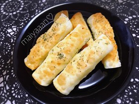 *餃子の皮でじゃがいもチーズスティック*