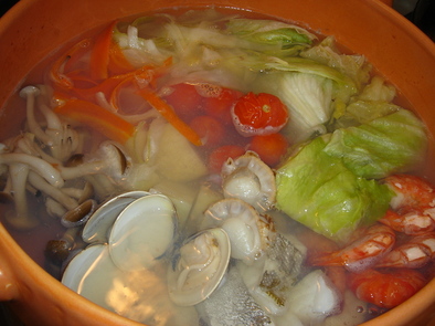 イタリアンな海鮮鍋の写真