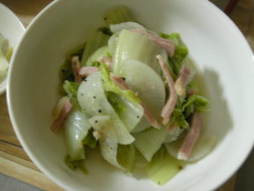 超簡単白菜消費!白菜と大根とハムの塩煮