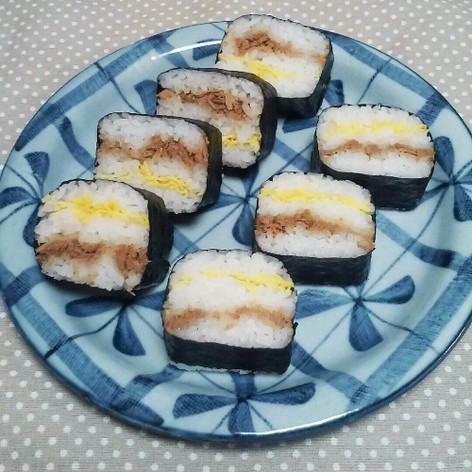 ツナそぼろと卵の押し寿司