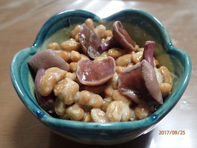 アミタケの処理と納豆にトッピング レシピ 作り方 By 福井のおじじ クックパッド アミタケの処理と納豆にトッピング レシピ 作り方 By 福井のおじじ クックパッド