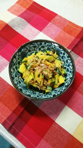 カボッコリーのひきわり納豆和え