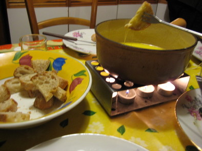 フランスの家庭料理　♪チーズフォンデュ♪の写真