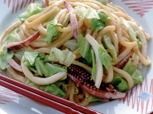いかとキャベツの焼きうどん