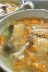 秋鮭と白葱の梅和風スープ