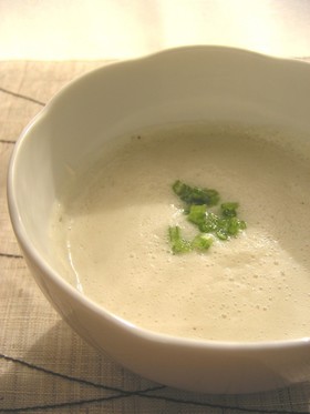 かぶと豆乳の優しいスープ