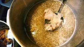 手羽元のボーンブロス(アレンジ有り)
