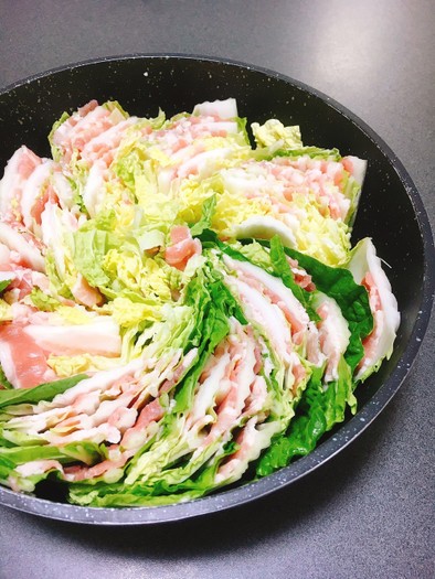 【鍋つゆ】白菜と豚バラのミルフィーユ鍋✤の写真