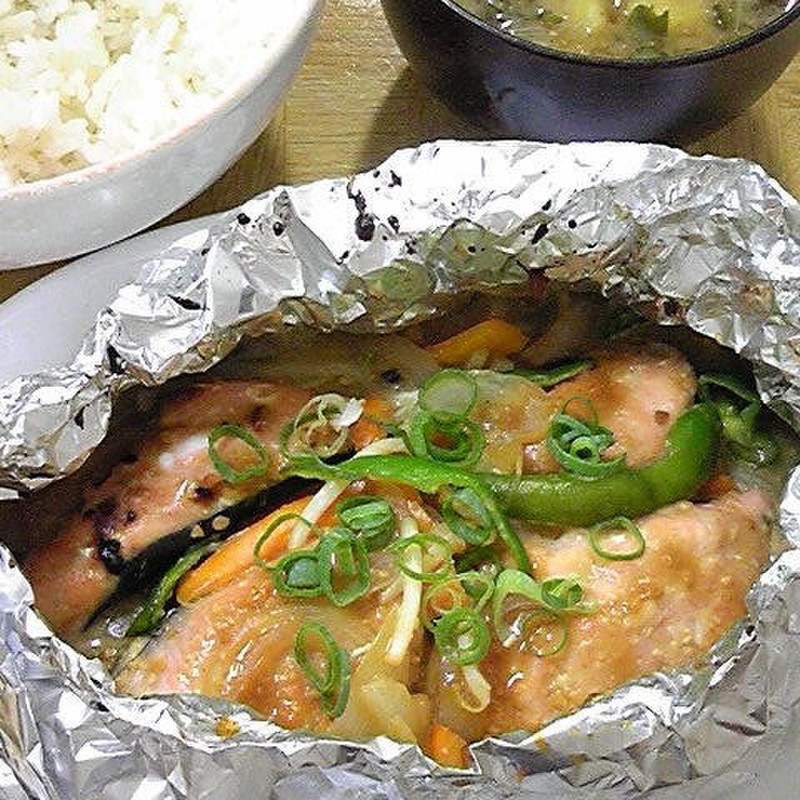 【みんなが作ってる】 鮭 ホイル焼き オーブントースター もやしのレシピ 【クックパッド】