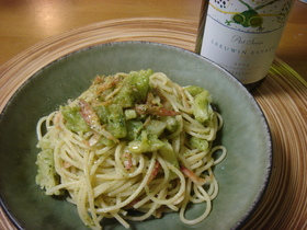 ブロッコリーと桜海老のパスタ