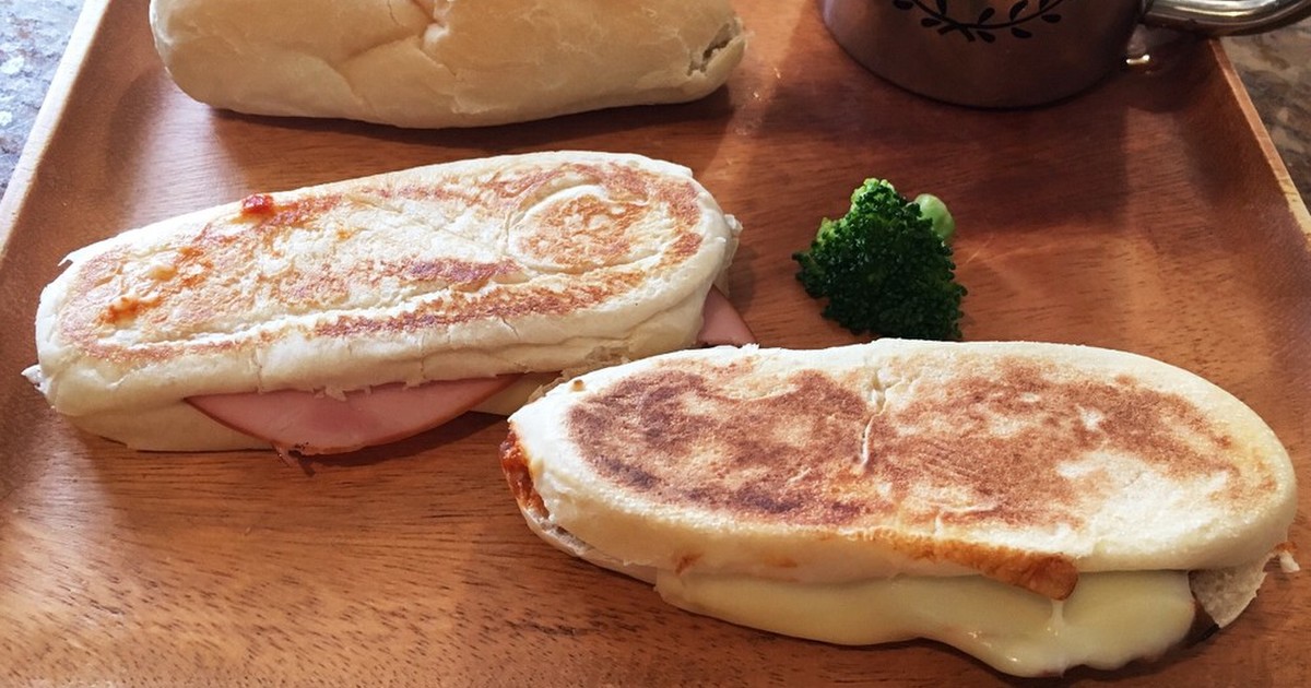 米粉パンでパニーニ レシピ 作り方 By オカメかめ クックパッド 簡単おいしいみんなのレシピが355万品
