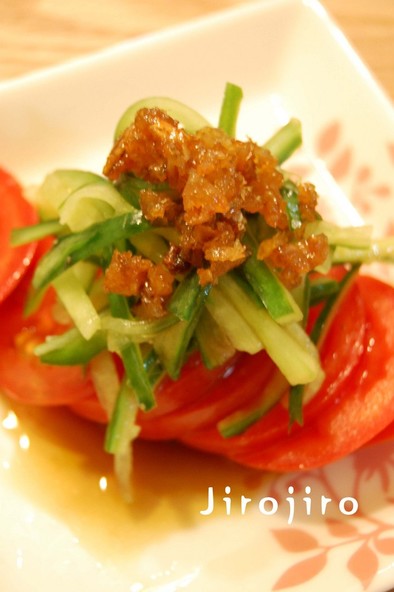 トマトときゅうり☆干し海老で中華風サラダの写真
