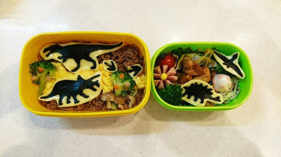 ★4歳児のお弁当★恐竜の画像