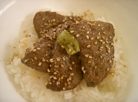 柚子胡椒のせレバー丼