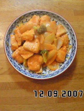 鶏ムネ肉のオーロラソース