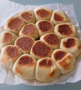 フライパンでちぎりパン