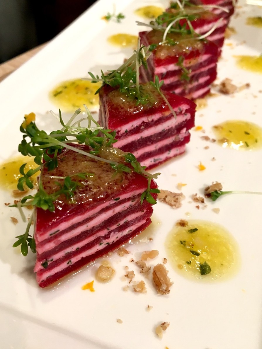 ヤギチーズとビーツのイースターサラダのレシピ