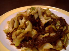 ノンオイル♪キャベツと糸こんの中華風炒め