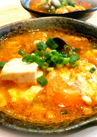 魚貝のエキスたっぷり！韓国料理スンドゥブ