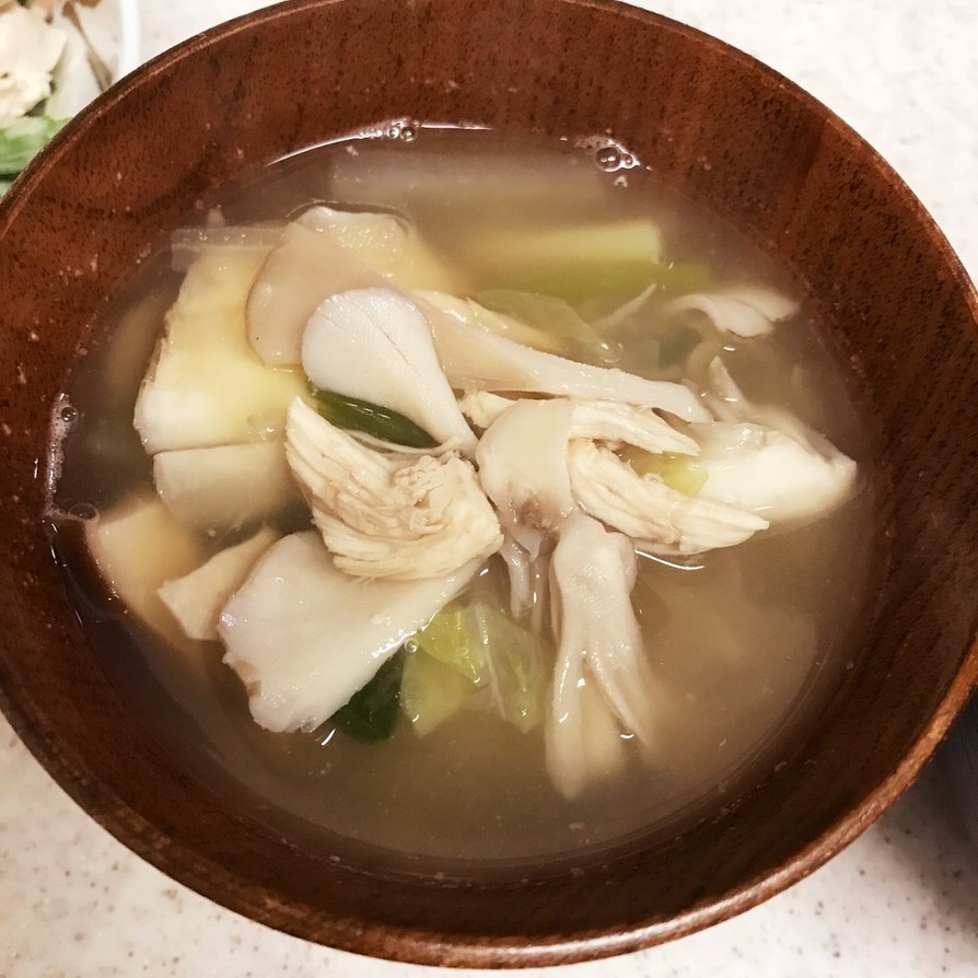 栄養満点！白菜ときのこと鶏ささみのスープの画像