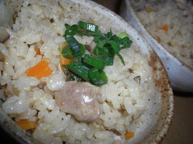 定番♪素朴で美味しい炊き込みご飯
