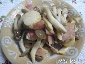 しめじと貝柱とベーコンの炒め物