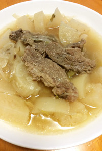 圧力鍋で牛スネ肉と大根の生姜塩麹スープ