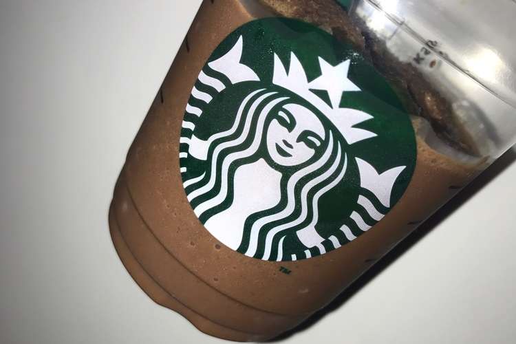 スタバ ダークモカチップフラペチーノ風 レシピ 作り方 By Miki クックパッド 簡単おいしいみんなのレシピが354万品