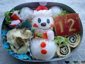** 雪ダルマミッキーのキャラ弁 **