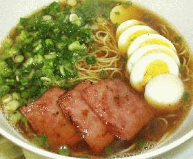NY152さんのつゆで作るNYラーメン。