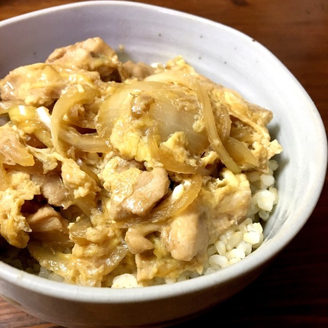 我が家の味 麺つゆで簡単 親子丼 レシピ 作り方 By まちゃみ ママ クックパッド 簡単おいしいみんなのレシピが374万品