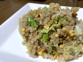 炊きたてご飯でパラパラキャベツ炒飯