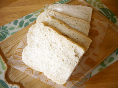 もちもち豆乳食パンの写真