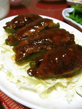 母直伝♪しっかり濃味のピーマンの肉詰め